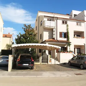 https://casa-kiki-rovinj-52210.in-istria.net
