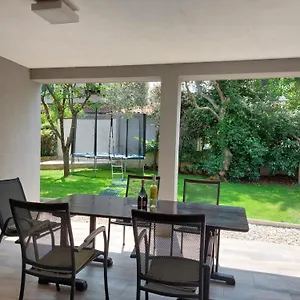https://apartments-dasara.in-istria.net